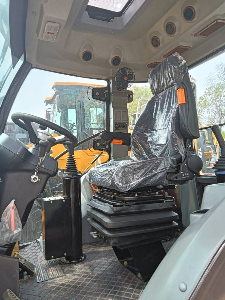 CAT 420F - Máy xúc trước múc sau: hình 5 CAT 420F - Máy xúc trước múc sau: hình 5