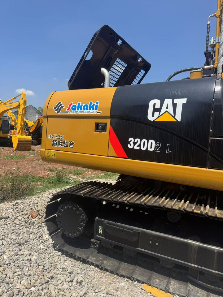 CATERPILLAR 320D2L - Máy xúc bánh xích: hình 4 CATERPILLAR 320D2L - Máy xúc bánh xích: hình 4