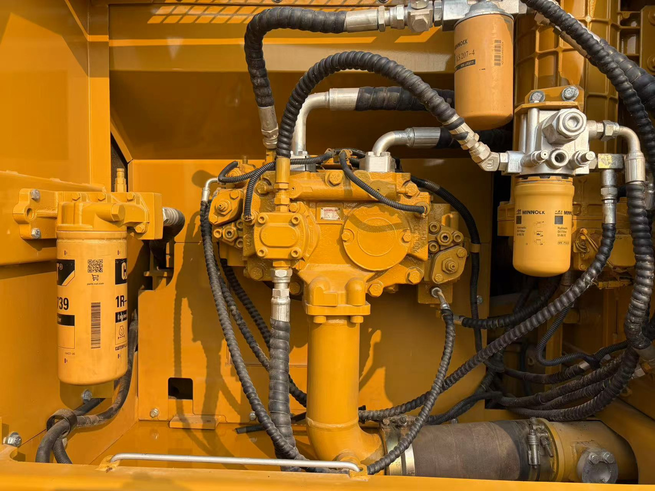 Máy xúc bánh xích CATERPILLAR 325D2: hình 7