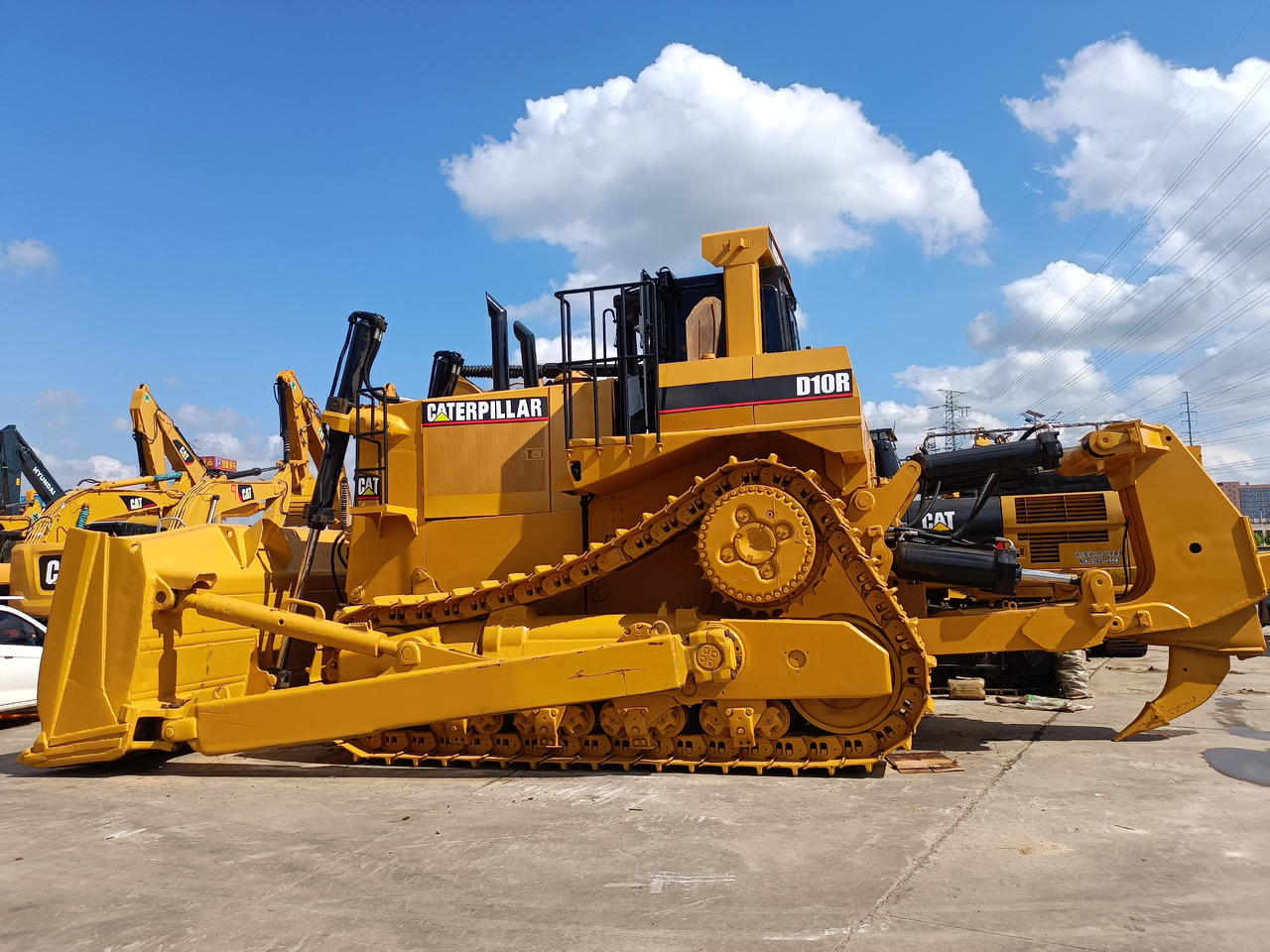 CATERPILLAR D10R - Máy ủi: hình 1 CATERPILLAR D10R - Máy ủi: hình 1