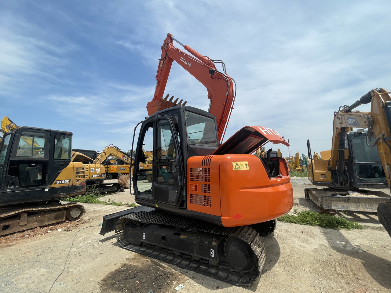 Hitachi ZX 70 - Máy xúc bánh xích: hình 3 Hitachi ZX 70 - Máy xúc bánh xích: hình 3