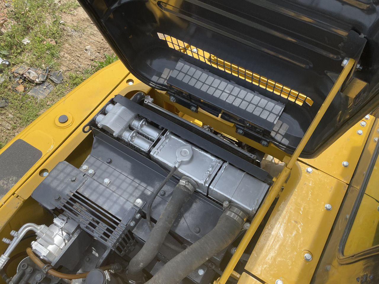 KOMATSU PC 130-7 - Máy xúc mini: hình 5 KOMATSU PC 130-7 - Máy xúc mini: hình 5