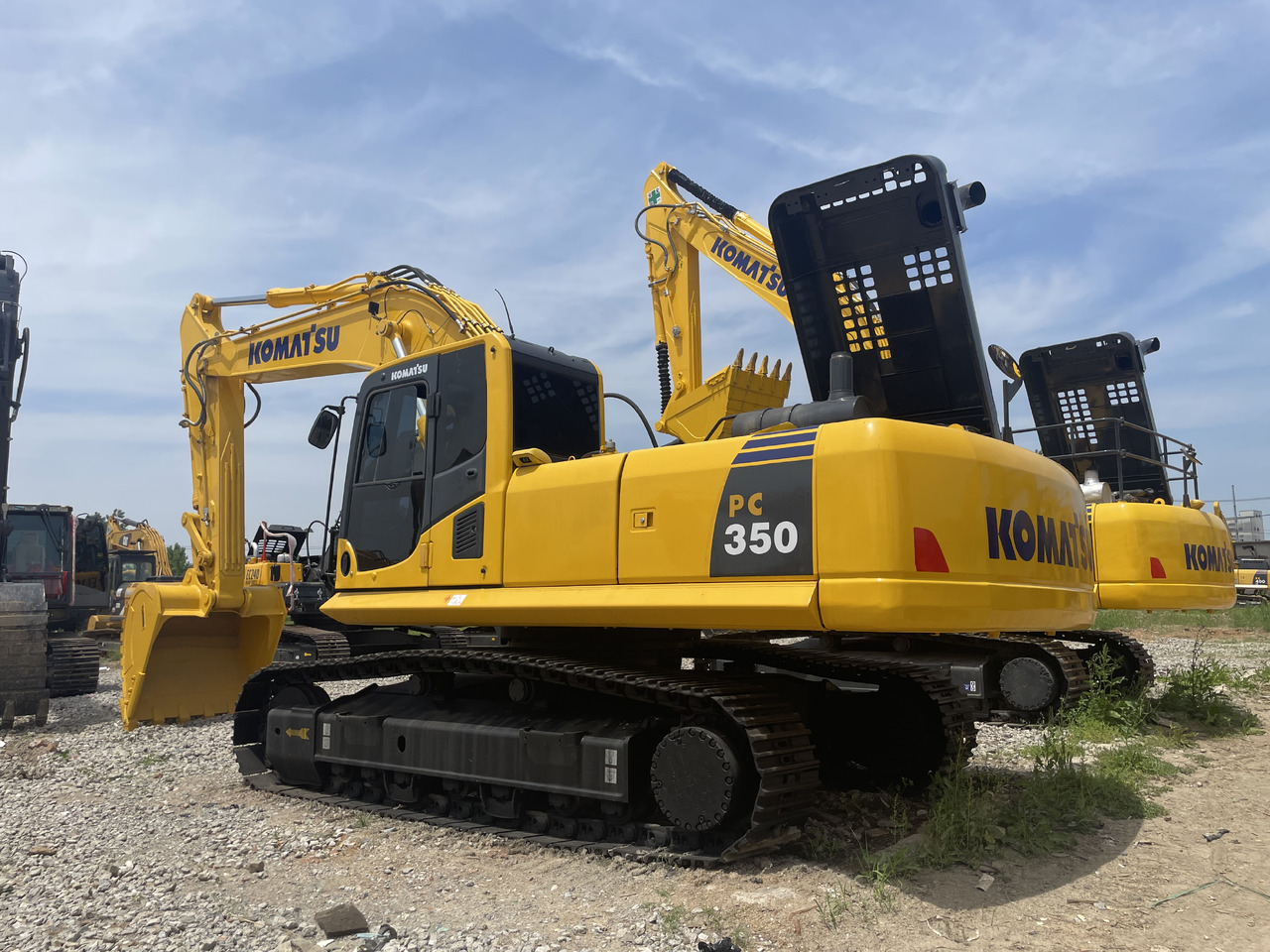 KOMATSU PC350-8 - Máy xúc bánh xích: hình 1 KOMATSU PC350-8 - Máy xúc bánh xích: hình 1