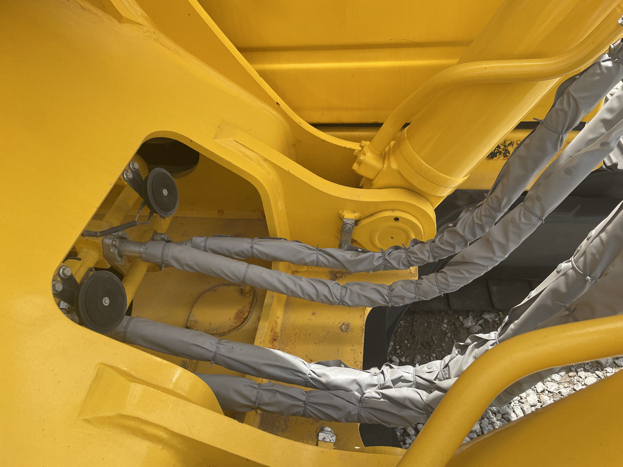 Máy xúc bánh xích KOMATSU PC350-8: hình 9