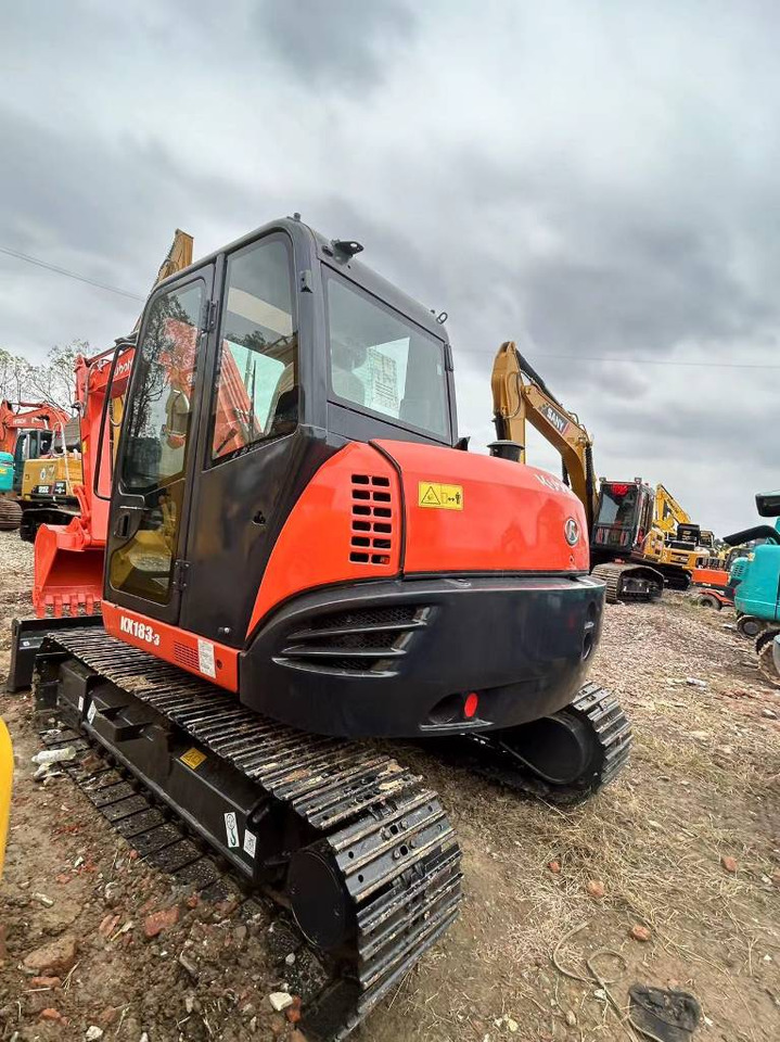 KUBOTA KX 183-3 - Máy xúc mini: hình 4 KUBOTA KX 183-3 - Máy xúc mini: hình 4