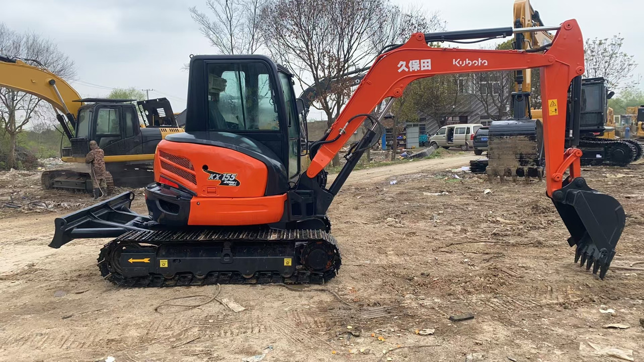 KUBOTA KX155 - Máy xúc mini: hình 1 KUBOTA KX155 - Máy xúc mini: hình 1