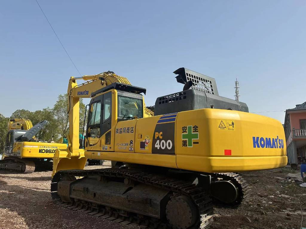 Komatsu PC 400-8 - Máy xúc bánh xích: hình 2 Komatsu PC 400-8 - Máy xúc bánh xích: hình 2