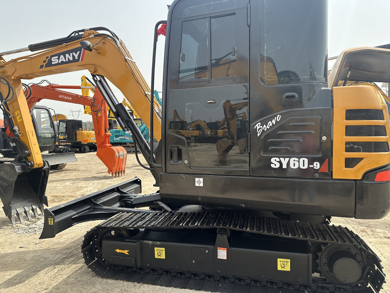 SANY SY60C-9 - Máy xúc mini: hình 2 SANY SY60C-9 - Máy xúc mini: hình 2