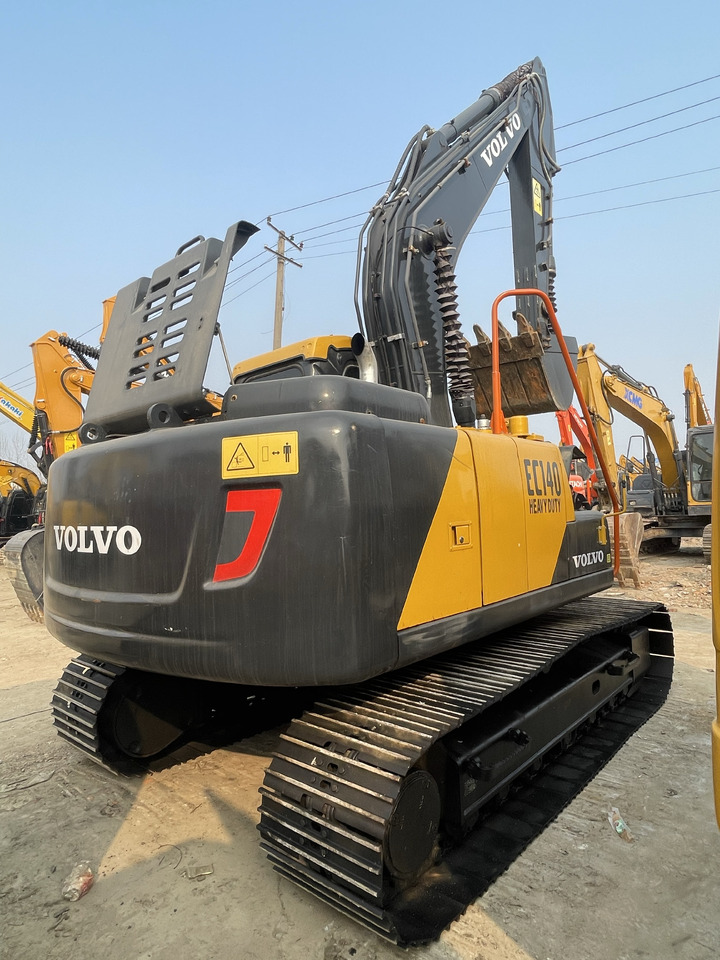 VOLVO EC140 - Máy xúc bánh xích: hình 4 VOLVO EC140 - Máy xúc bánh xích: hình 4