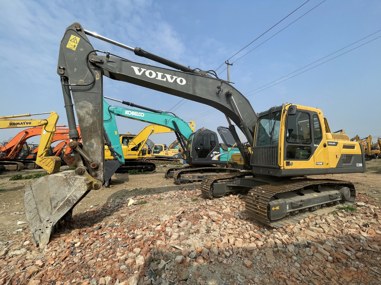 VOLVO EC200D - Máy xúc bánh xích: hình 3 VOLVO EC200D - Máy xúc bánh xích: hình 3