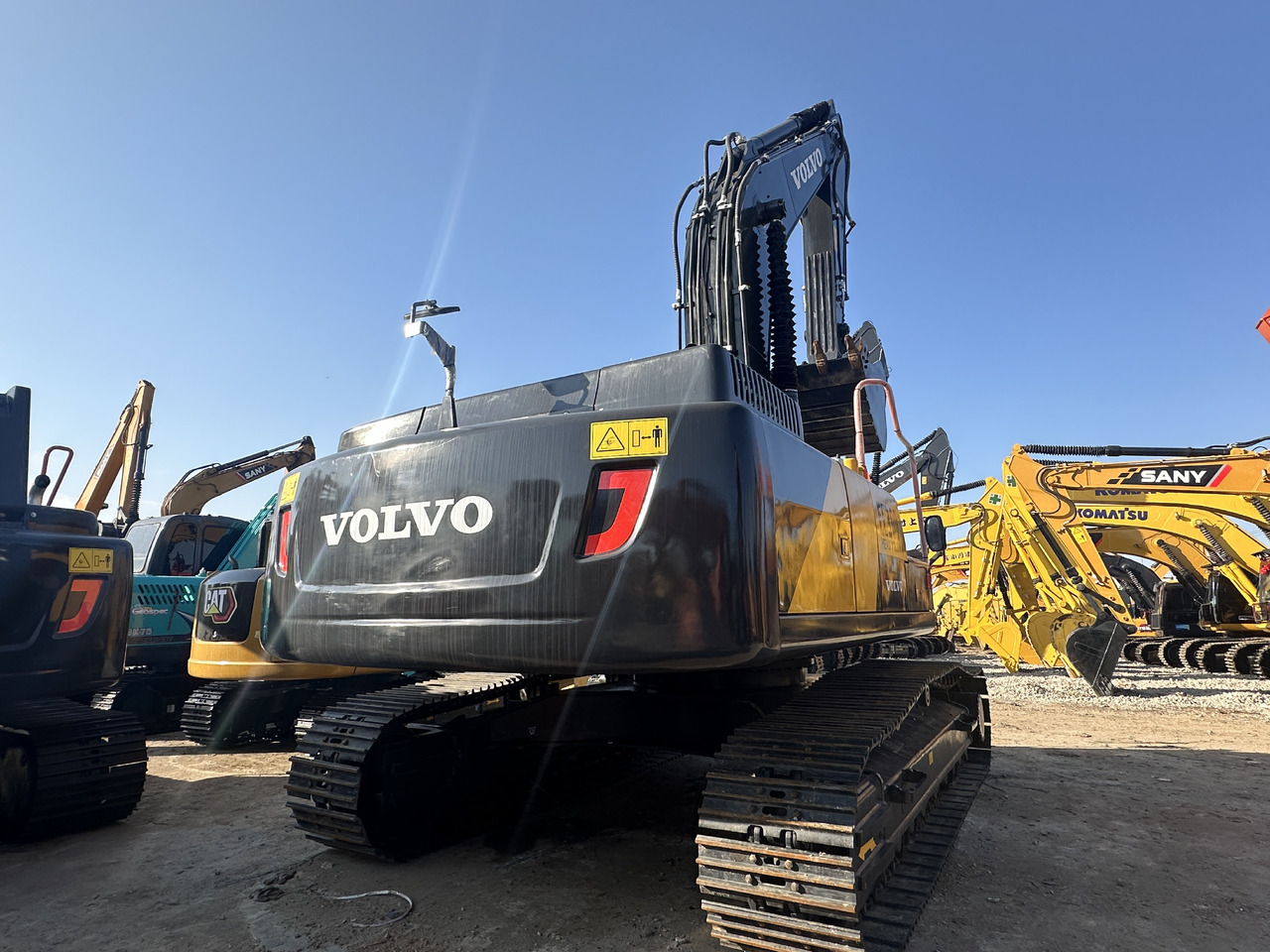 Volvo EC300DL - Máy xúc bánh xích: hình 2 Volvo EC300DL - Máy xúc bánh xích: hình 2