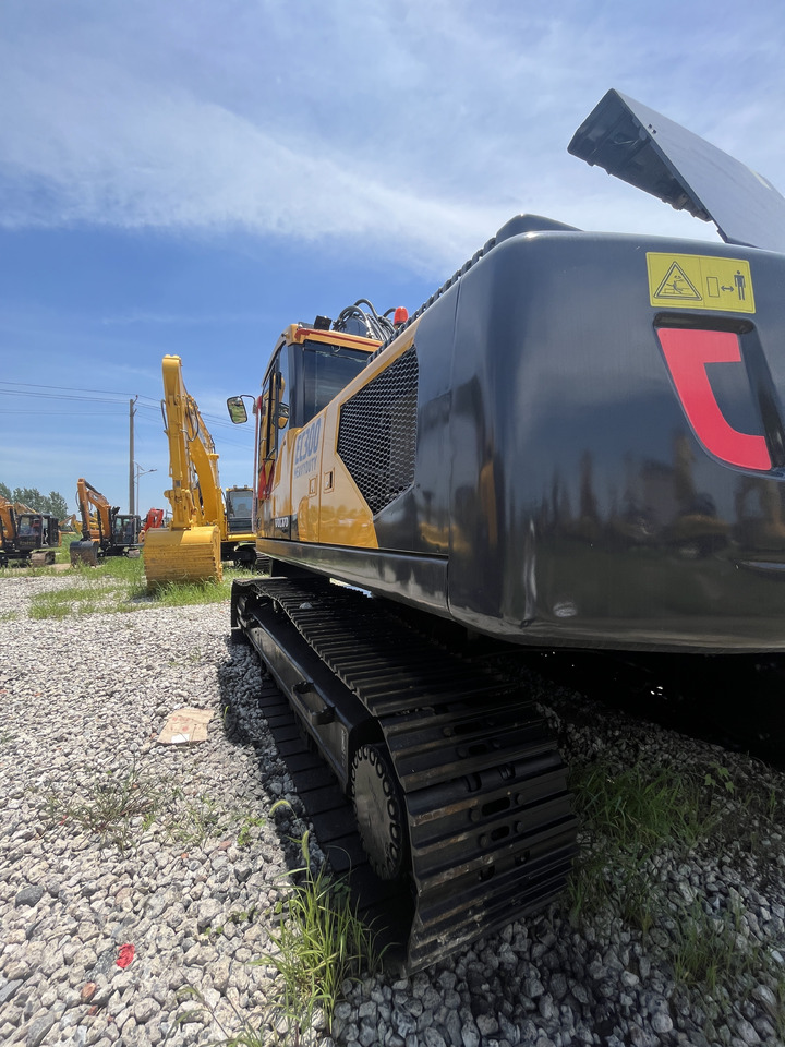 Volvo EC300DL - Máy xúc bánh xích: hình 4 Volvo EC300DL - Máy xúc bánh xích: hình 4