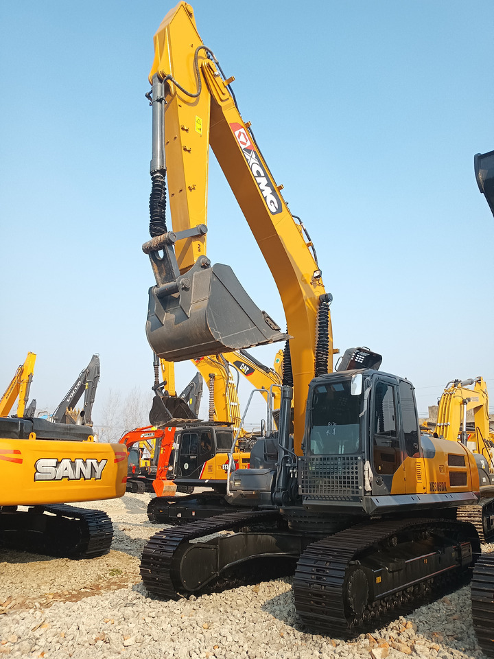 XCMG XE 305DK - Máy xúc bánh xích: hình 2 XCMG XE 305DK - Máy xúc bánh xích: hình 2