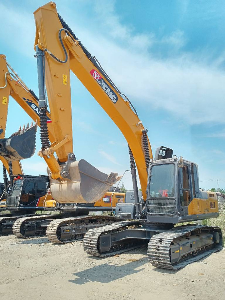 XCMG XE215DA - Máy xúc bánh xích: hình 2 XCMG XE215DA - Máy xúc bánh xích: hình 2