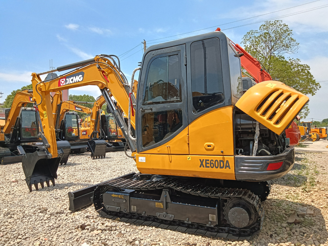 XCMG XE60DA - Máy xúc mini: hình 1 XCMG XE60DA - Máy xúc mini: hình 1