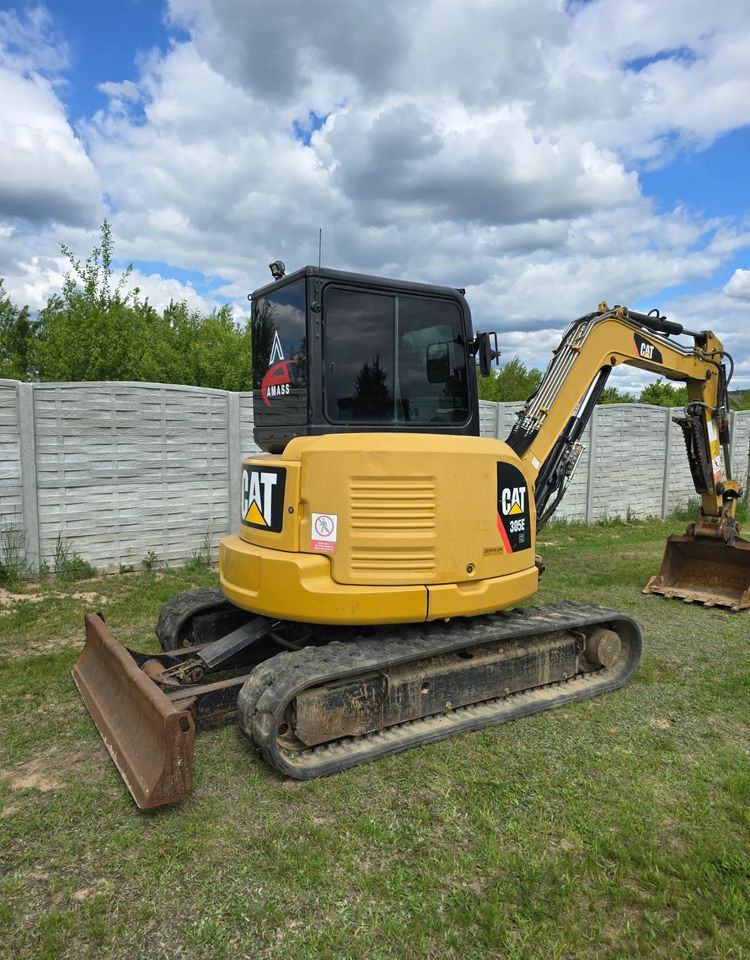 Caterpillar - Máy xúc bánh xích: hình 1 Caterpillar - Máy xúc bánh xích: hình 1