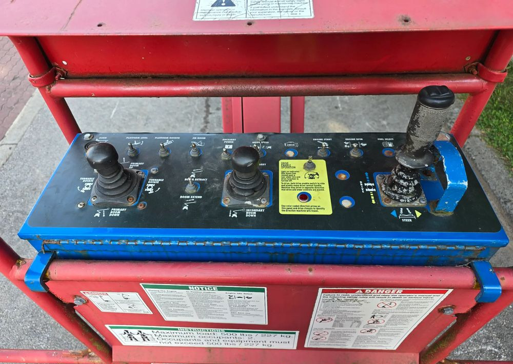 Genie - Xe nâng người nhiều khớp nối: hình 4 Genie - Xe nâng người nhiều khớp nối: hình 4