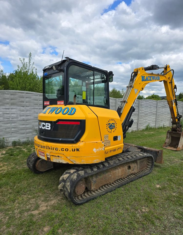 JCB - Máy xúc bánh xích: hình 2 JCB - Máy xúc bánh xích: hình 2