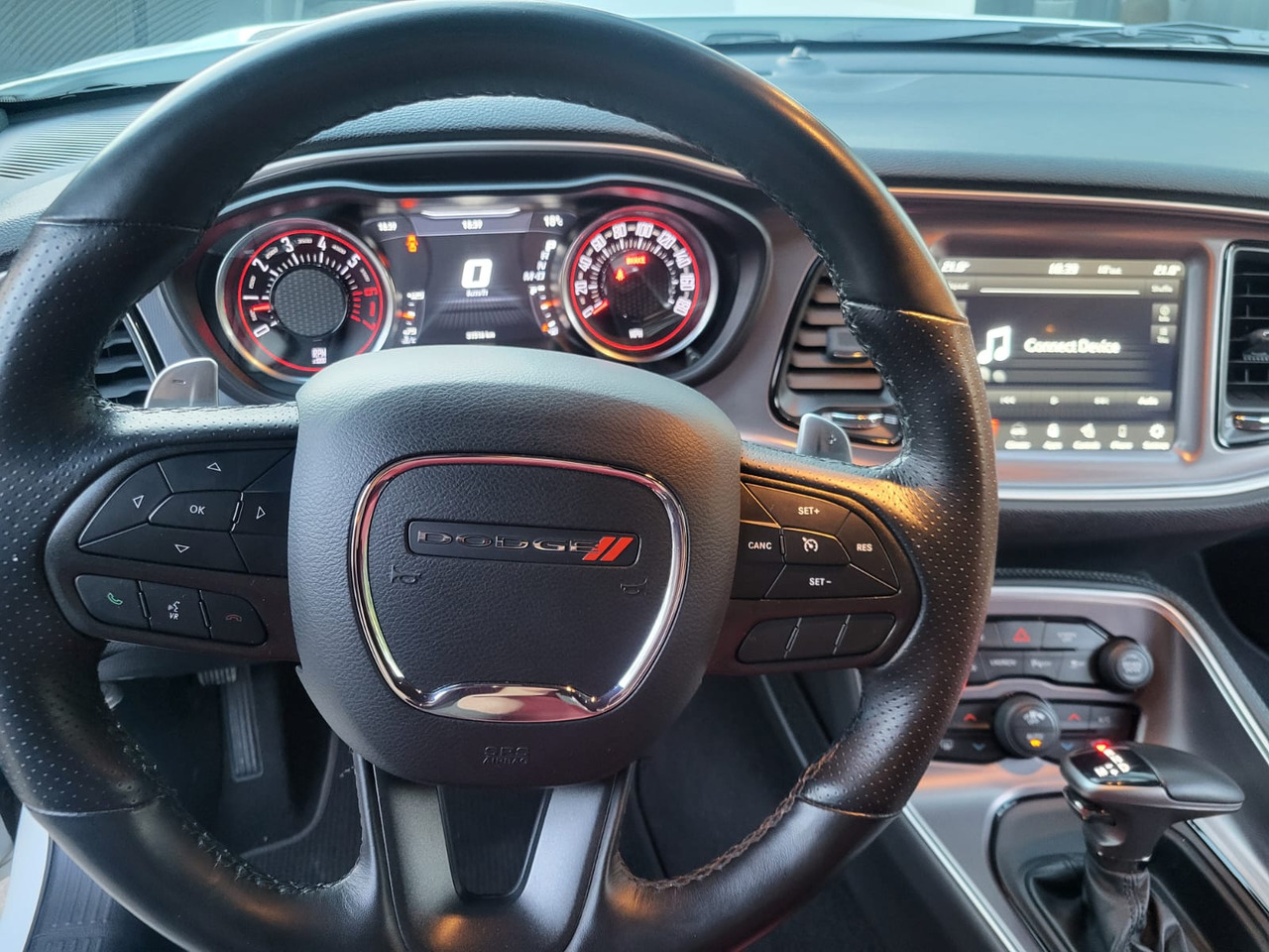 Xe coupe Dodge Challenger: hình 9
