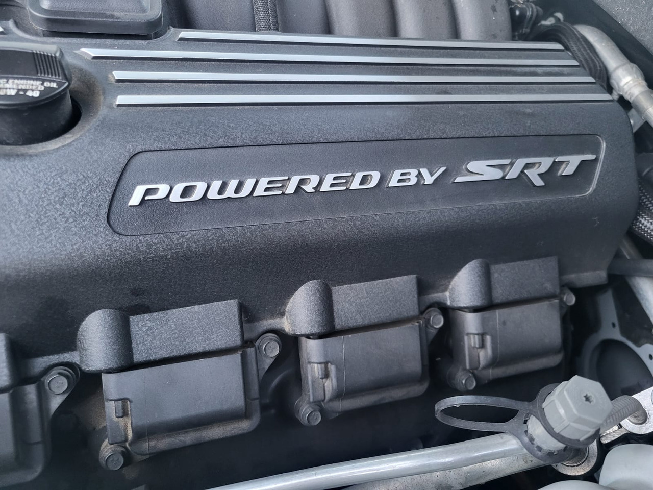 Xe coupe Dodge Challenger: hình 13