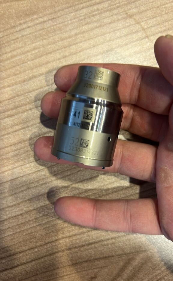 Valve Bosch 2010-2023 7135-588 Volvo and Renault - Hệ thống nhiên liệu cho Xe tải: hình 4 Valve Bosch 2010-2023 7135-588 Volvo and Renault - Hệ thống nhiên liệu cho Xe tải: hình 4