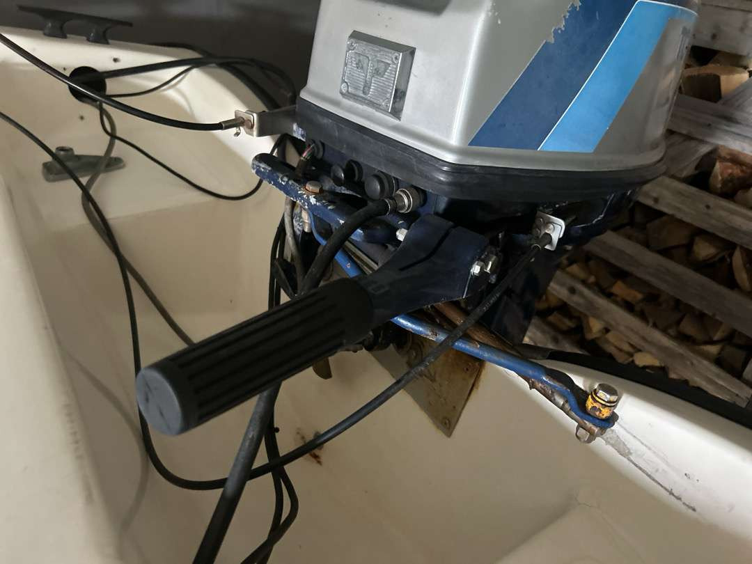 1993 Båtmotor Tohatsu 25 hk - Dụng cụ/ Thiết bị: hình 2 1993 Båtmotor Tohatsu 25 hk - Dụng cụ/ Thiết bị: hình 2