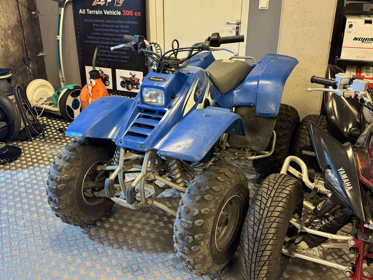 2000 ATV Kawasaki Lakota 300-Sports - Rơ moóc xe máy: hình 1 2000 ATV Kawasaki Lakota 300-Sports - Rơ moóc xe máy: hình 1