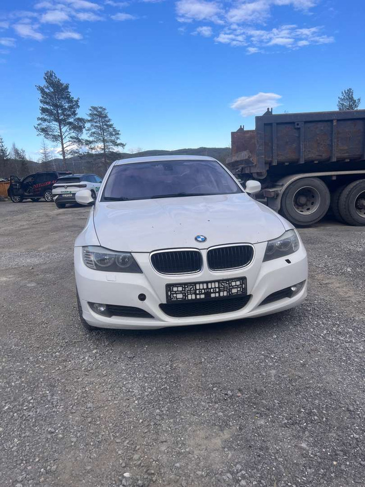 2009 BMW 316i Facelift (se mangellapp) - rep.-objekt - Xe hơi: hình 4 2009 BMW 316i Facelift (se mangellapp) - rep.-objekt - Xe hơi: hình 4