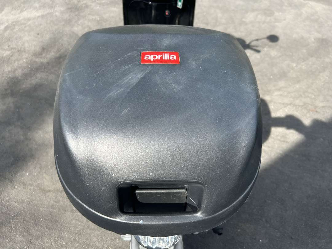Rơ moóc xe máy 2011 Moped APRILIA APRILIA SCARABEO50 2T NERO APR: hình 10