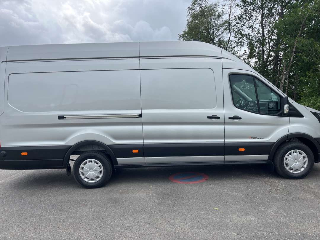 2024 Ford Transit Euro 6 - Xe van chở hàng: hình 3 2024 Ford Transit Euro 6 - Xe van chở hàng: hình 3
