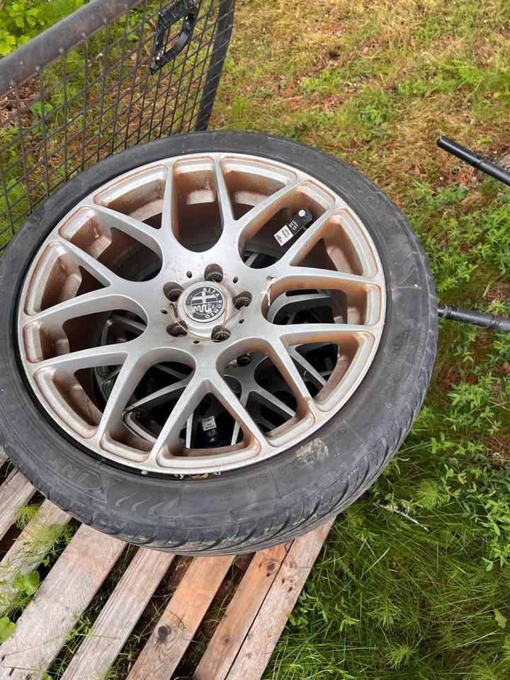 Diverse dekk og felg - Dụng cụ/ Thiết bị: hình 5 Diverse dekk og felg - Dụng cụ/ Thiết bị: hình 5