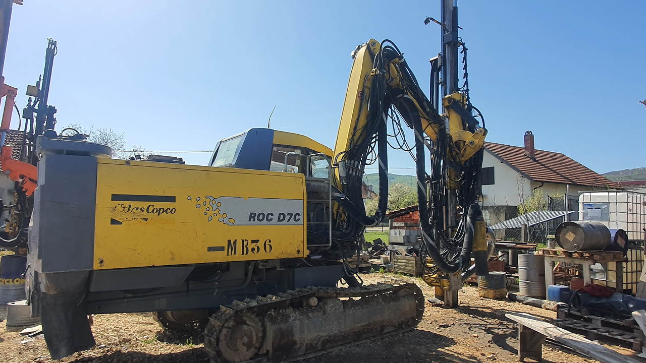 Atlas Copco ROC D7c-11 - Giàn khoan: hình 4 Atlas Copco ROC D7c-11 - Giàn khoan: hình 4