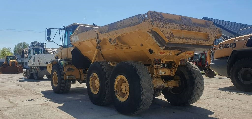 Bell B 25 D - Xe ben đổ có khớp nối: hình 2 Bell B 25 D - Xe ben đổ có khớp nối: hình 2