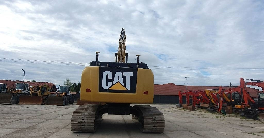 CAT 330 FLN - Máy xúc: hình 4 CAT 330 FLN - Máy xúc: hình 4