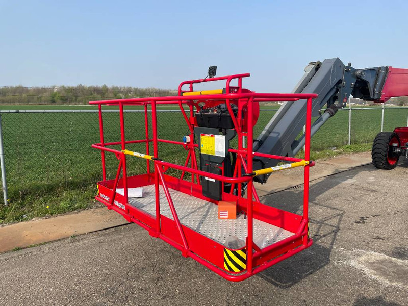 MAGNI BT30RT STAGE V | 30 METER | TELESCOPIC JIB | 4x4x4 - Xe nâng người hình viễn vọng kính: hình 4 MAGNI BT30RT STAGE V | 30 METER | TELESCOPIC JIB | 4x4x4 - Xe nâng người hình viễn vọng kính: hình 4