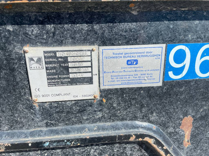 Cẩu chân nhện Maeda MC 405 CRME: hình 18