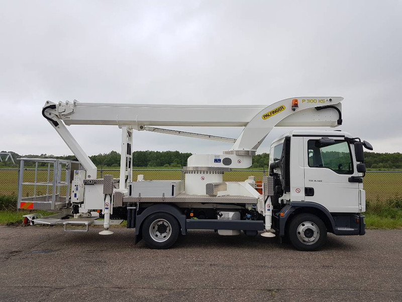 Palfinger P 300 KS | 2022 - Nền bục trên không gắn trên xe tải: hình 4 Palfinger P 300 KS | 2022 - Nền bục trên không gắn trên xe tải: hình 4