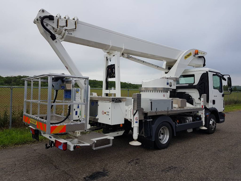 Palfinger P 300 KS | 2022 - Nền bục trên không gắn trên xe tải: hình 5 Palfinger P 300 KS | 2022 - Nền bục trên không gắn trên xe tải: hình 5