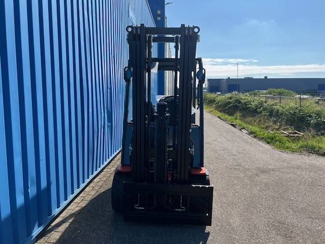 Toyota Traigo 80 9FBM35T | 2024 - Xe nâng điện: hình 5 Toyota Traigo 80 9FBM35T | 2024 - Xe nâng điện: hình 5