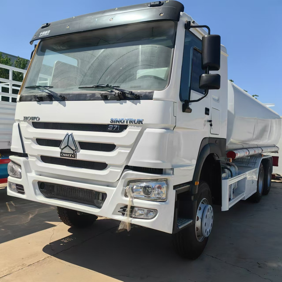 HOWO - Xe bồn: hình 1 HOWO - Xe bồn: hình 1