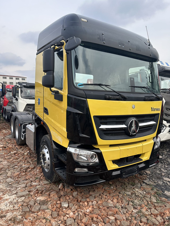 BEIBEN V3 - Xe đầu kéo: hình 2 BEIBEN V3 - Xe đầu kéo: hình 2