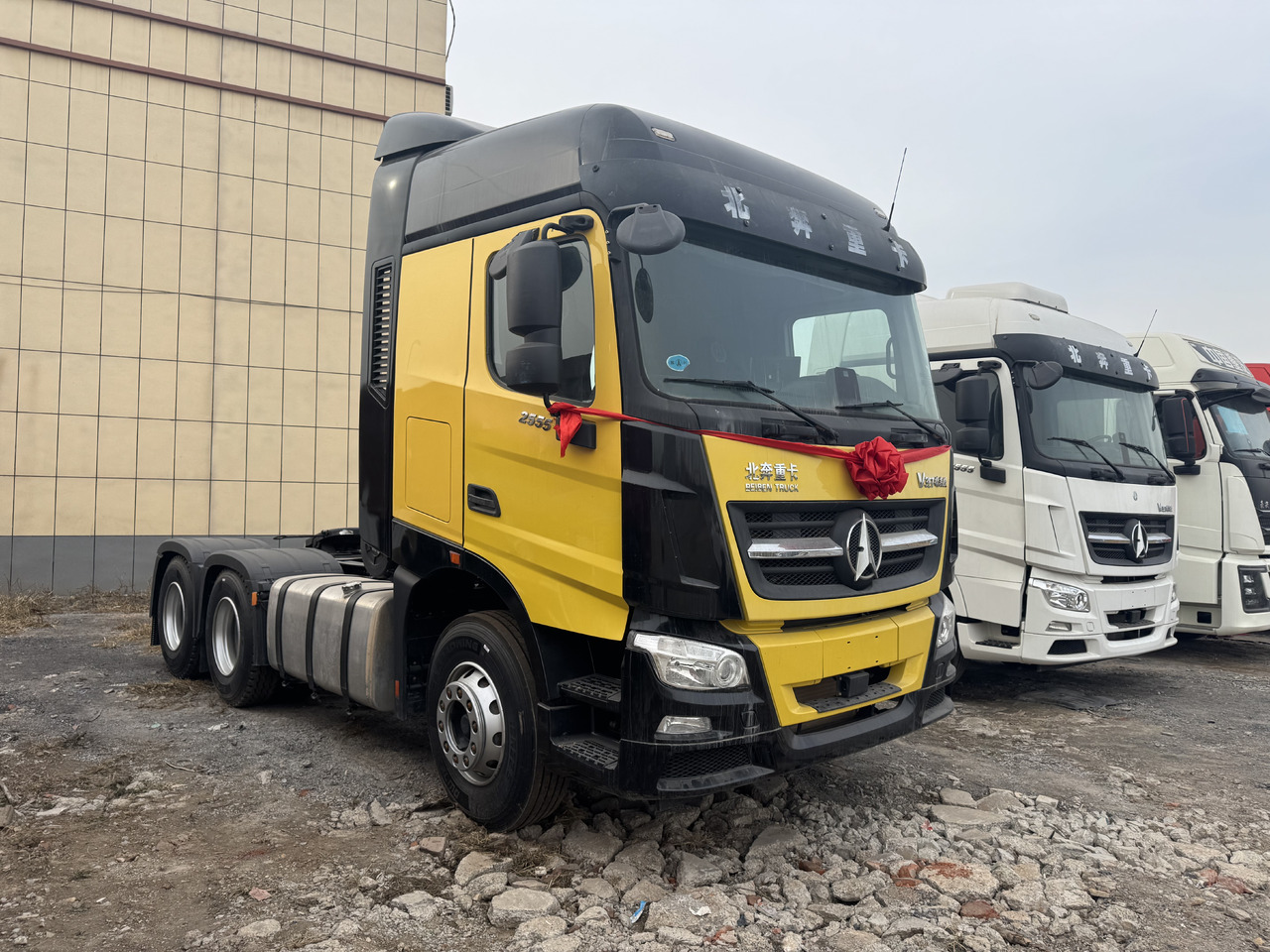 BEIBEN V3ET - Xe đầu kéo: hình 2 BEIBEN V3ET - Xe đầu kéo: hình 2