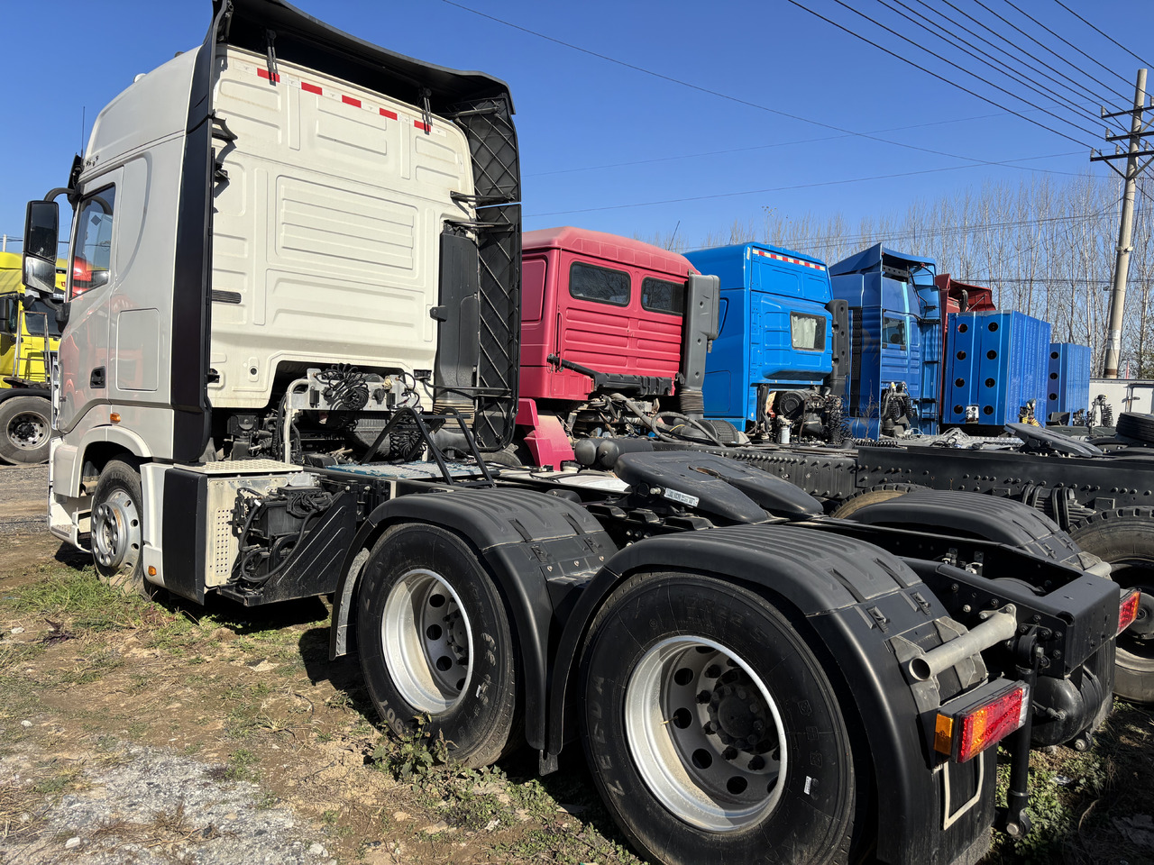 DONGFENG GX - Xe đầu kéo: hình 5 DONGFENG GX - Xe đầu kéo: hình 5