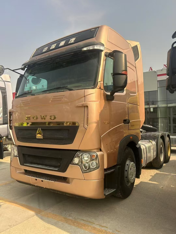 HOWO T7H - Xe đầu kéo: hình 1 HOWO T7H - Xe đầu kéo: hình 1