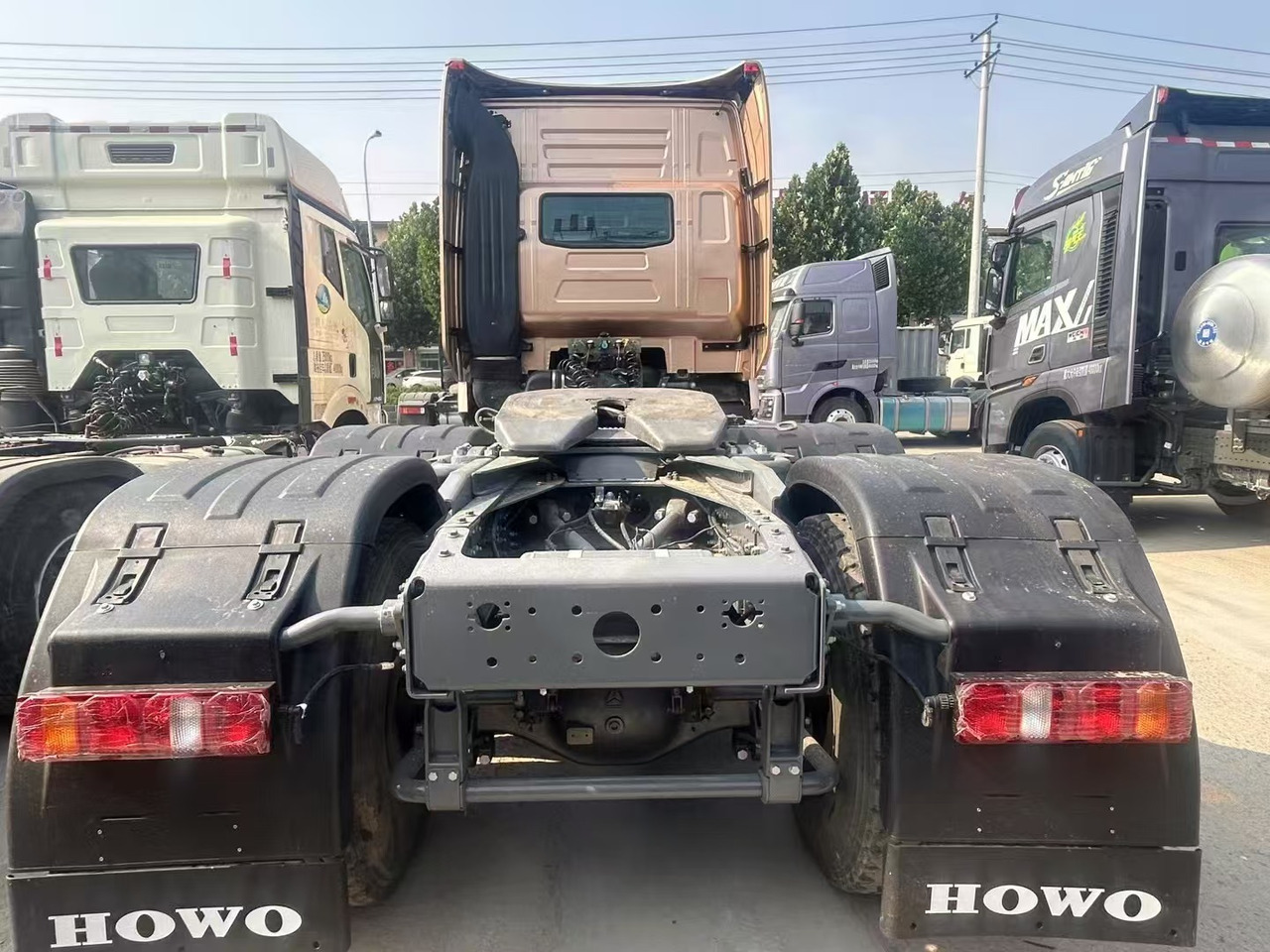 HOWO T7H - Xe đầu kéo: hình 5 HOWO T7H - Xe đầu kéo: hình 5