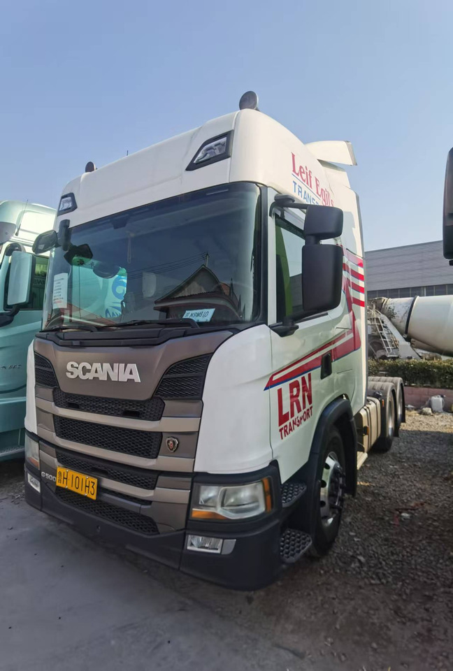 SCANIA - Xe đầu kéo: hình 2 SCANIA - Xe đầu kéo: hình 2