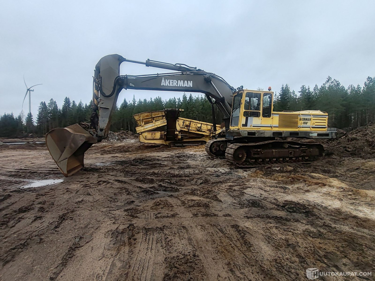 Åkerman H16D kaivinkone, 1992, Kurikka - Máy xúc bánh xích: hình 1 Åkerman H16D kaivinkone, 1992, Kurikka - Máy xúc bánh xích: hình 1