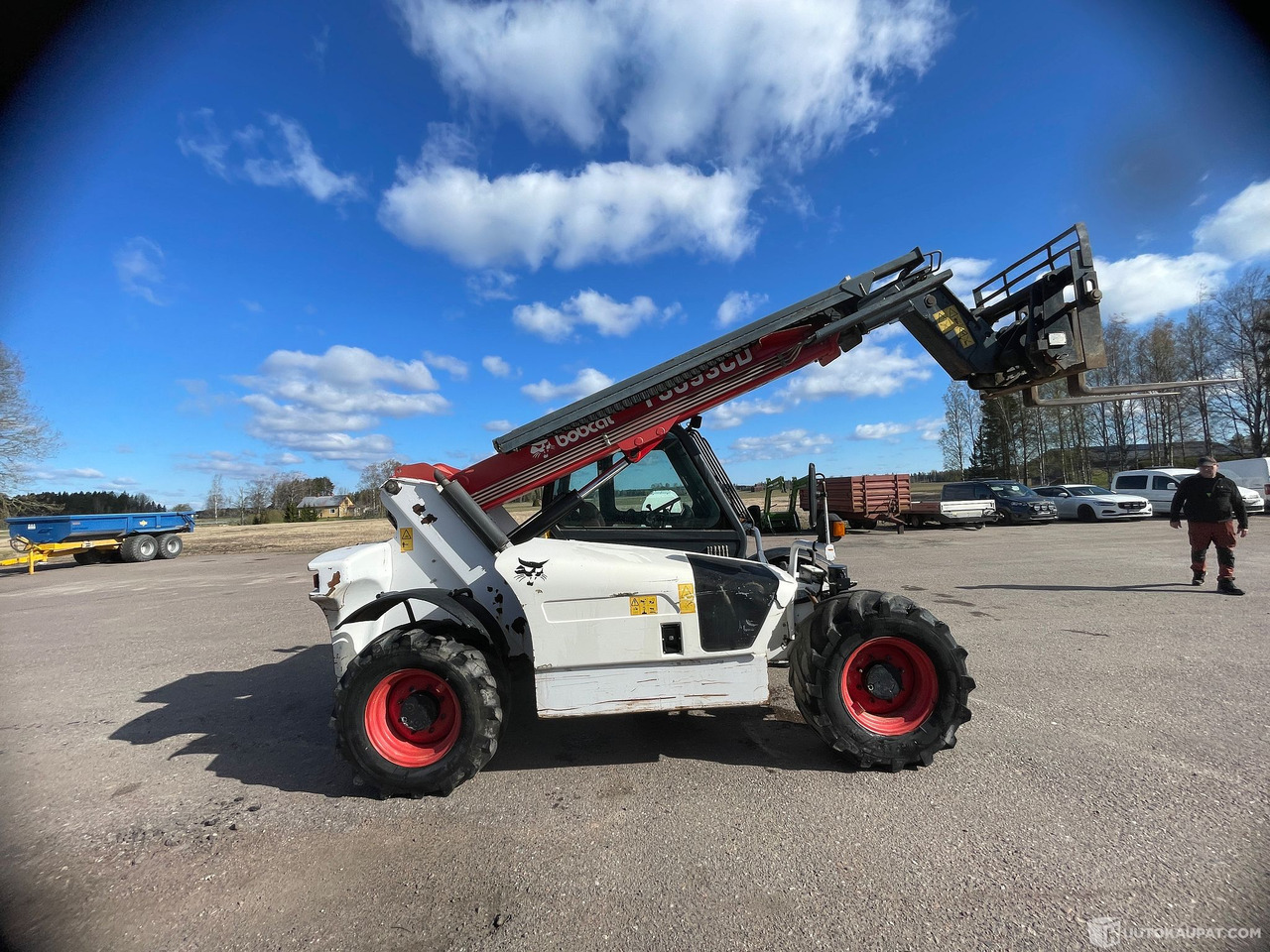 Bobcat T3093CD, 2000, Kurottaja, Oripää - Xe nhấc hình viễn vọng kính: hình 3 Bobcat T3093CD, 2000, Kurottaja, Oripää - Xe nhấc hình viễn vọng kính: hình 3