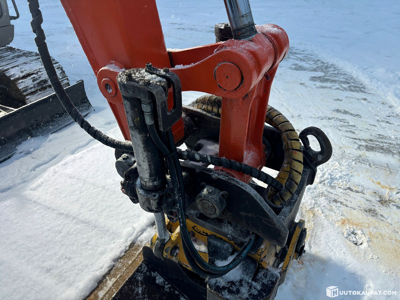 Máy xúc bánh xích Hitachi Zaxis ZX85 with mono boom + Engcon. 2004. Tracked excavator, Tornio: hình 9 Máy xúc bánh xích Hitachi Zaxis ZX85 with mono boom + Engcon. 2004. Tracked excavator, Tornio: hình 9