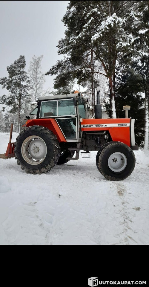 Massey Ferguson 2620, 1986 Traktori, Leppävirta - Máy cày: hình 5 Massey Ferguson 2620, 1986 Traktori, Leppävirta - Máy cày: hình 5